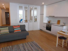 Lovely Apartment with Cute Terrace in City Centre